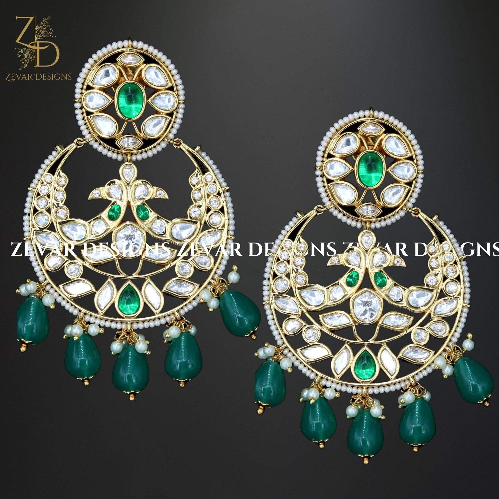 Zevar Designs Kundan Maang Tikka Kundan Maang Tikka Set with Green Drops